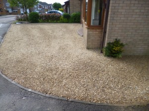 The completed gravel driveweay